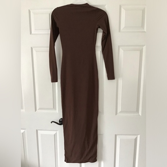SKIMS Fits Everybody Crew Neck Long Sleeve Dress | Cocoa | Size S - Picture 6 of 7